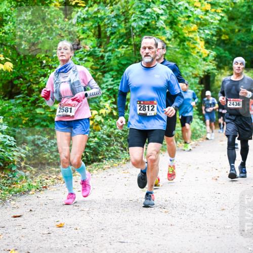 12.10.2025 - Bramfelder Halbmarathon 2025 Dr. Thomas Lammeyer http://msf.ph/oto/9342258 12.10.2025 09:54:27 Laufen 2581, 2812, 89, 09, 2436 meine-sportfotos.de
