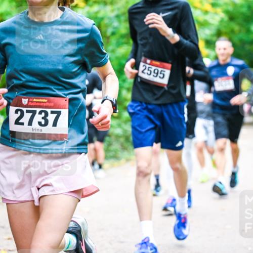 12.10.2025 - Bramfelder Halbmarathon 2025 Dr. Thomas Lammeyer http://msf.ph/oto/9342331 12.10.2025 09:54:39 Laufen 34, 2737, 2595 meine-sportfotos.de