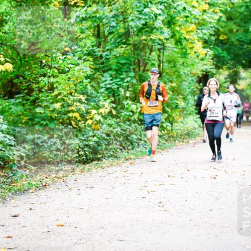 12.10.2025 - Bramfelder Halbmarathon 2025 Dr. Thomas Lammeyer http://msf.ph/oto/9342366 12.10.2025 09:54:49 Laufen 2826, 2814 meine-sportfotos.de