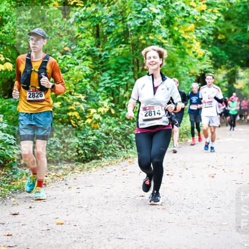 12.10.2025 - Bramfelder Halbmarathon 2025 Dr. Thomas Lammeyer http://msf.ph/oto/9342382 12.10.2025 09:54:51 Laufen 2826, 2814, 2768 meine-sportfotos.de