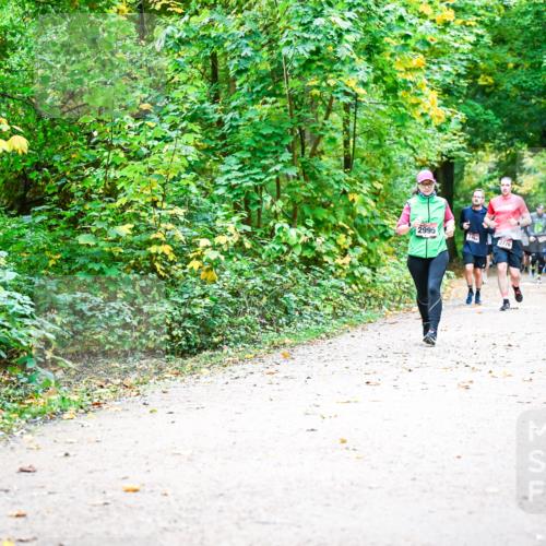 12.10.2025 - Bramfelder Halbmarathon 2025 Dr. Thomas Lammeyer http://msf.ph/oto/9342417 12.10.2025 09:54:58 Laufen 2995, 2776 meine-sportfotos.de
