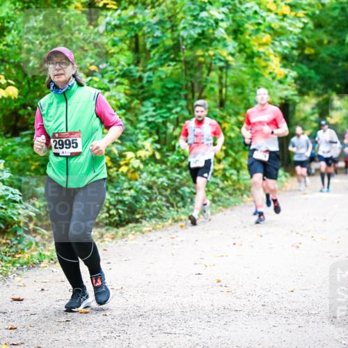 12.10.2025 - Bramfelder Halbmarathon 2025 Dr. Thomas Lammeyer http://msf.ph/oto/9342437 12.10.2025 09:55:01 Laufen 2995, 1 meine-sportfotos.de