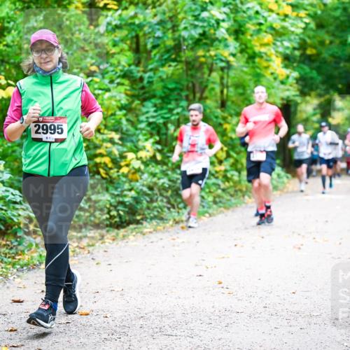 12.10.2025 - Bramfelder Halbmarathon 2025 Dr. Thomas Lammeyer http://msf.ph/oto/9342438 12.10.2025 09:55:01 Laufen 2995 meine-sportfotos.de