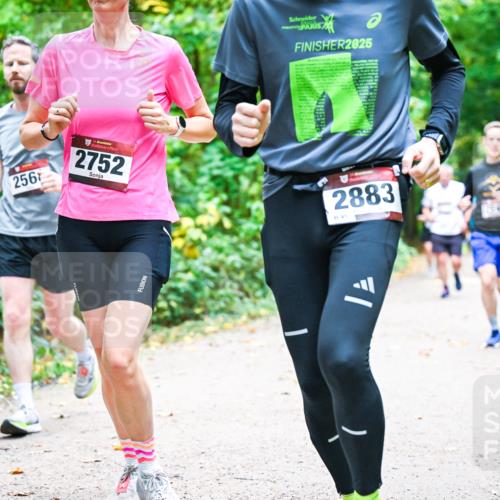 12.10.2025 - Bramfelder Halbmarathon 2025 Dr. Thomas Lammeyer http://msf.ph/oto/9342490 12.10.2025 09:55:09 Laufen 256, 2752, 2025, 2883, 45 meine-sportfotos.de