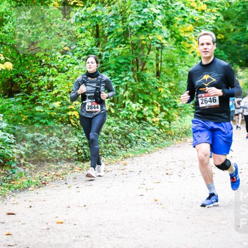 12.10.2025 - Bramfelder Halbmarathon 2025 Dr. Thomas Lammeyer http://msf.ph/oto/9342500 12.10.2025 09:55:11 Laufen 2844, 2646, 2611, 1540 meine-sportfotos.de