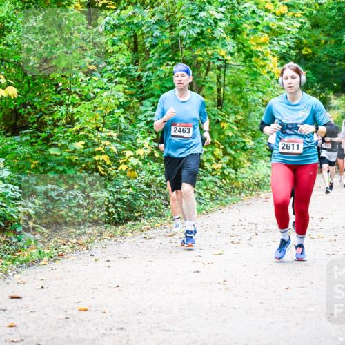 12.10.2025 - Bramfelder Halbmarathon 2025 Dr. Thomas Lammeyer http://msf.ph/oto/9342527 12.10.2025 09:55:15 Laufen 2463, 2611, 2941, 2540 meine-sportfotos.de