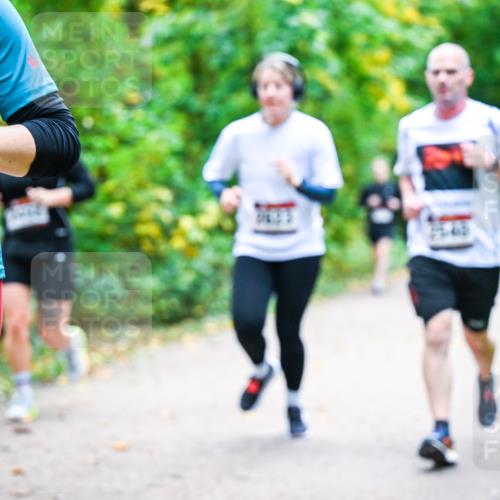 12.10.2025 - Bramfelder Halbmarathon 2025 Dr. Thomas Lammeyer http://msf.ph/oto/9342541 12.10.2025 09:55:17 Laufen 1, 2021 meine-sportfotos.de