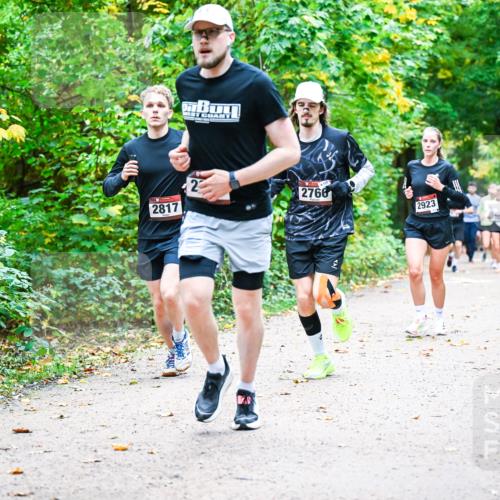 12.10.2025 - Bramfelder Halbmarathon 2025 Dr. Thomas Lammeyer http://msf.ph/oto/9342561 12.10.2025 09:55:21 Laufen 2817, 2, 2766, 2923 meine-sportfotos.de