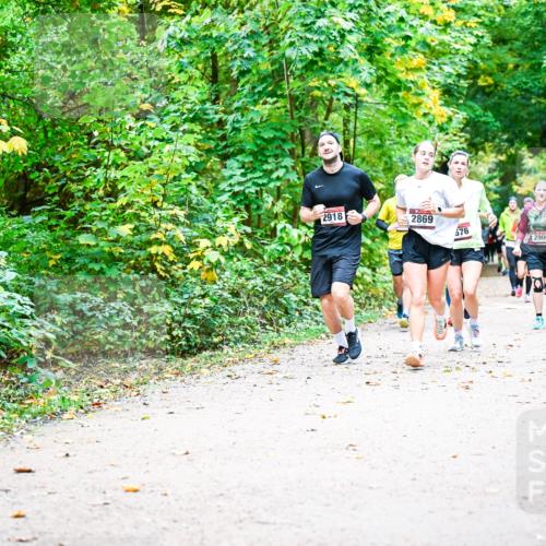 12.10.2025 - Bramfelder Halbmarathon 2025 Dr. Thomas Lammeyer http://msf.ph/oto/9342596 12.10.2025 09:55:26 Laufen 2918, 2869, 576, 2900 meine-sportfotos.de