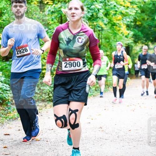 12.10.2025 - Bramfelder Halbmarathon 2025 Dr. Thomas Lammeyer http://msf.ph/oto/9342628 12.10.2025 09:55:31 Laufen 2926, 2900, 2619 meine-sportfotos.de