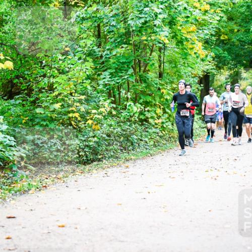 12.10.2025 - Bramfelder Halbmarathon 2025 Dr. Thomas Lammeyer http://msf.ph/oto/9342736 12.10.2025 09:55:49 Laufen 2551, 2586, 2862, 2874 meine-sportfotos.de