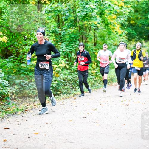 12.10.2025 - Bramfelder Halbmarathon 2025 Dr. Thomas Lammeyer http://msf.ph/oto/9342755 12.10.2025 09:55:52 Laufen 2537, 2551, 2586, 2862, 874 meine-sportfotos.de