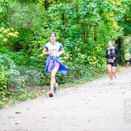 12.10.2025 - Bramfelder Halbmarathon 2025 Dr. Thomas Lammeyer http://msf.ph/oto/9342799 12.10.2025 09:56:00 Laufen 2667 meine-sportfotos.de