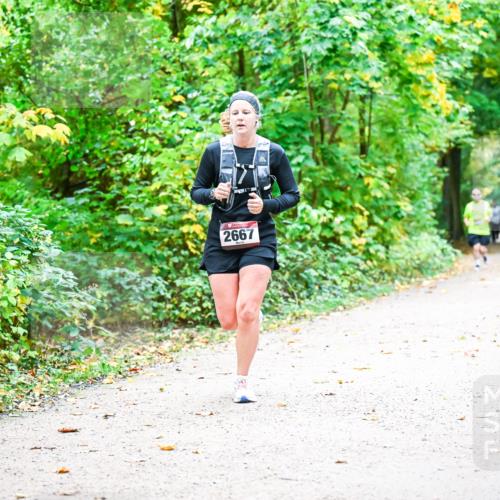 12.10.2025 - Bramfelder Halbmarathon 2025 Dr. Thomas Lammeyer http://msf.ph/oto/9342813 12.10.2025 09:56:03 Laufen 2667 meine-sportfotos.de