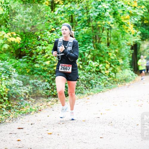 12.10.2025 - Bramfelder Halbmarathon 2025 Dr. Thomas Lammeyer http://msf.ph/oto/9342814 12.10.2025 09:56:03 Laufen 2667 meine-sportfotos.de