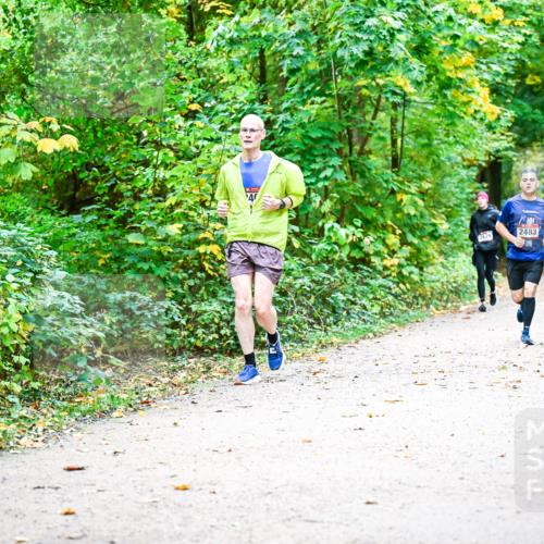 12.10.2025 - Bramfelder Halbmarathon 2025 Dr. Thomas Lammeyer http://msf.ph/oto/9342893 12.10.2025 09:56:24 Laufen 2329, 2483 meine-sportfotos.de