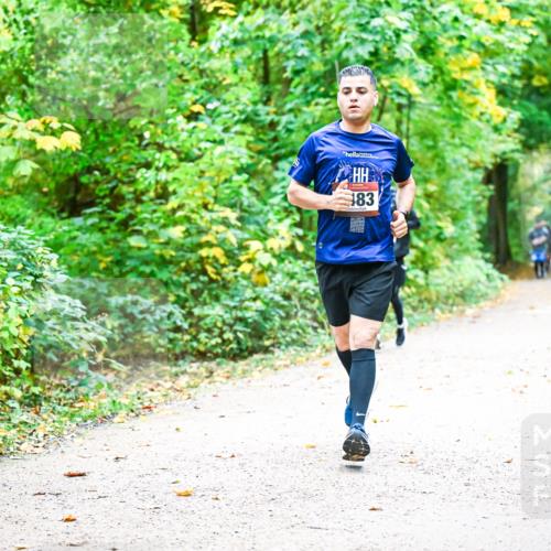 12.10.2025 - Bramfelder Halbmarathon 2025 Dr. Thomas Lammeyer http://msf.ph/oto/9342909 12.10.2025 09:56:27 Laufen 183 meine-sportfotos.de