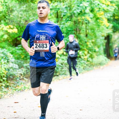 12.10.2025 - Bramfelder Halbmarathon 2025 Dr. Thomas Lammeyer http://msf.ph/oto/9342915 12.10.2025 09:56:28 Laufen 2483 meine-sportfotos.de