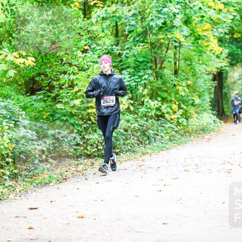 12.10.2025 - Bramfelder Halbmarathon 2025 Dr. Thomas Lammeyer http://msf.ph/oto/9342919 12.10.2025 09:56:29 Laufen 2629 meine-sportfotos.de