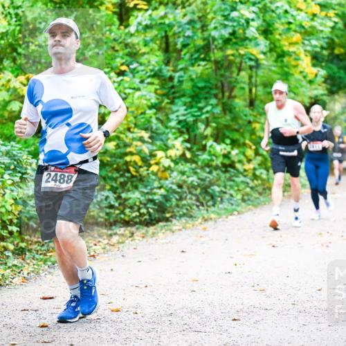 12.10.2025 - Bramfelder Halbmarathon 2025 Dr. Thomas Lammeyer http://msf.ph/oto/9343000 12.10.2025 09:56:50 Laufen 2488 meine-sportfotos.de