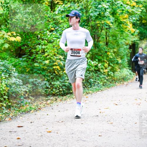 12.10.2025 - Bramfelder Halbmarathon 2025 Dr. Thomas Lammeyer http://msf.ph/oto/9343040 12.10.2025 09:57:01 Laufen 2606, 2710 meine-sportfotos.de