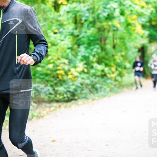 12.10.2025 - Bramfelder Halbmarathon 2025 Dr. Thomas Lammeyer http://msf.ph/oto/9343090 12.10.2025 09:57:10 Laufen  meine-sportfotos.de