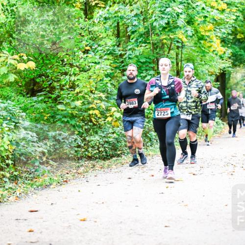12.10.2025 - Bramfelder Halbmarathon 2025 Dr. Thomas Lammeyer http://msf.ph/oto/9343096 12.10.2025 09:57:15 Laufen 2983, 2725, 2615 meine-sportfotos.de