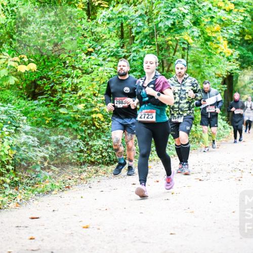 12.10.2025 - Bramfelder Halbmarathon 2025 Dr. Thomas Lammeyer http://msf.ph/oto/9343099 12.10.2025 09:57:15 Laufen 2983, 2725, 2033, 2615 meine-sportfotos.de