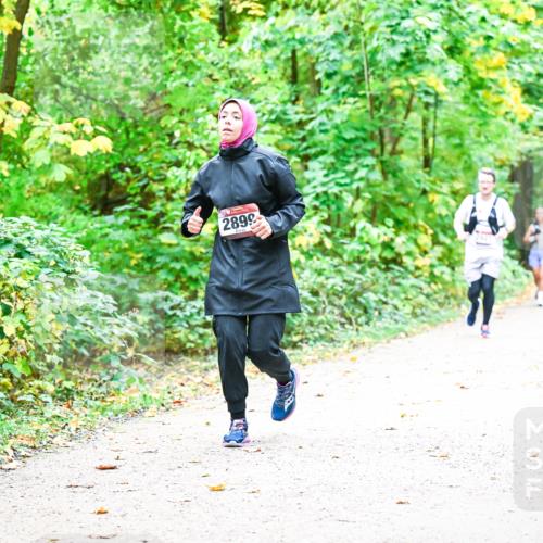 12.10.2025 - Bramfelder Halbmarathon 2025 Dr. Thomas Lammeyer http://msf.ph/oto/9343130 12.10.2025 09:57:22 Laufen 2899 meine-sportfotos.de