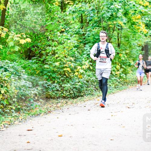 12.10.2025 - Bramfelder Halbmarathon 2025 Dr. Thomas Lammeyer http://msf.ph/oto/9343141 12.10.2025 09:57:24 Laufen 2927 meine-sportfotos.de