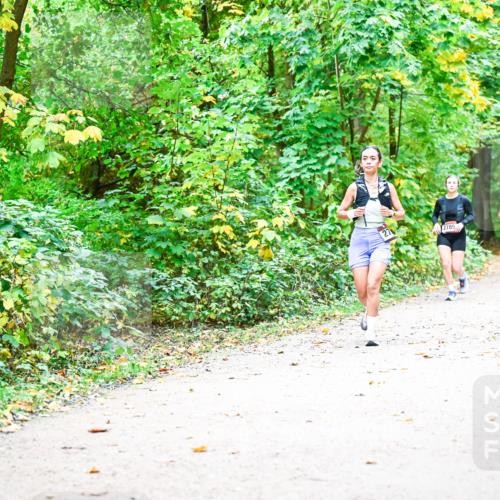12.10.2025 - Bramfelder Halbmarathon 2025 Dr. Thomas Lammeyer http://msf.ph/oto/9343153 12.10.2025 09:57:27 Laufen 27, 2785 meine-sportfotos.de