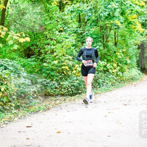 12.10.2025 - Bramfelder Halbmarathon 2025 Dr. Thomas Lammeyer http://msf.ph/oto/9343172 12.10.2025 09:57:30 Laufen 785 meine-sportfotos.de
