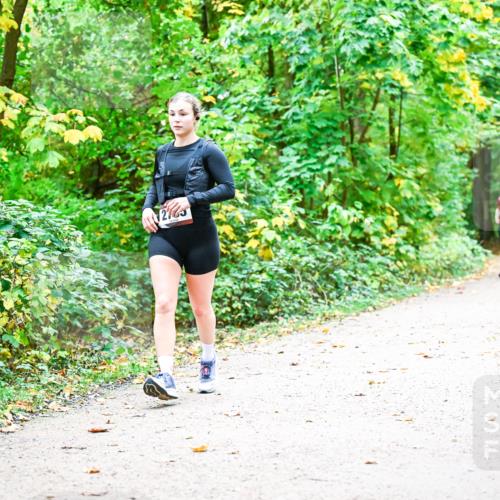 12.10.2025 - Bramfelder Halbmarathon 2025 Dr. Thomas Lammeyer http://msf.ph/oto/9343180 12.10.2025 09:57:31 Laufen 123 meine-sportfotos.de