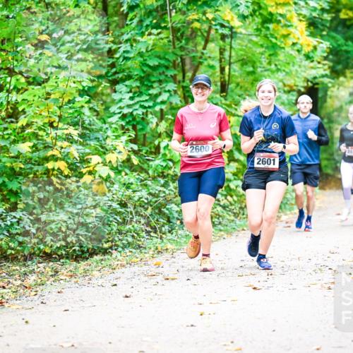 12.10.2025 - Bramfelder Halbmarathon 2025 Dr. Thomas Lammeyer http://msf.ph/oto/9343197 12.10.2025 09:57:37 Laufen 2600, 2815, 2601 meine-sportfotos.de
