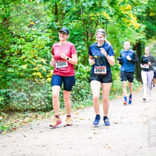 12.10.2025 - Bramfelder Halbmarathon 2025 Dr. Thomas Lammeyer http://msf.ph/oto/9343201 12.10.2025 09:57:38 Laufen 2600, 2601, 15 meine-sportfotos.de