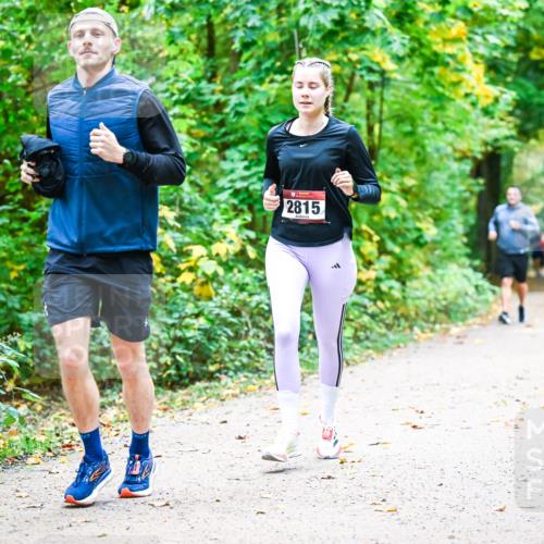 12.10.2025 - Bramfelder Halbmarathon 2025 Dr. Thomas Lammeyer http://msf.ph/oto/9343218 12.10.2025 09:57:41 Laufen 2815 meine-sportfotos.de