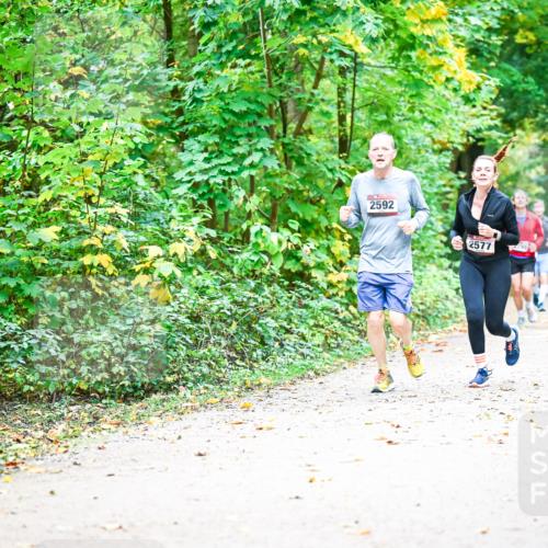 12.10.2025 - Bramfelder Halbmarathon 2025 Dr. Thomas Lammeyer http://msf.ph/oto/9343228 12.10.2025 09:57:50 Laufen 2592, 2577 meine-sportfotos.de