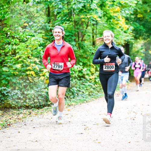 12.10.2025 - Bramfelder Halbmarathon 2025 Dr. Thomas Lammeyer http://msf.ph/oto/9343265 12.10.2025 09:57:56 Laufen 860, 2799, 2800 meine-sportfotos.de