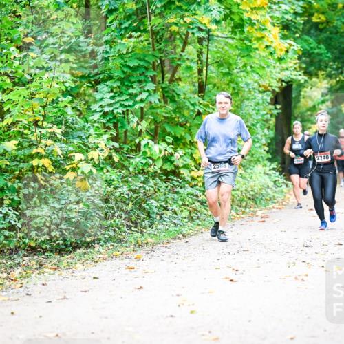 12.10.2025 - Bramfelder Halbmarathon 2025 Dr. Thomas Lammeyer http://msf.ph/oto/9343409 12.10.2025 09:58:22 Laufen 2585, 2740 meine-sportfotos.de