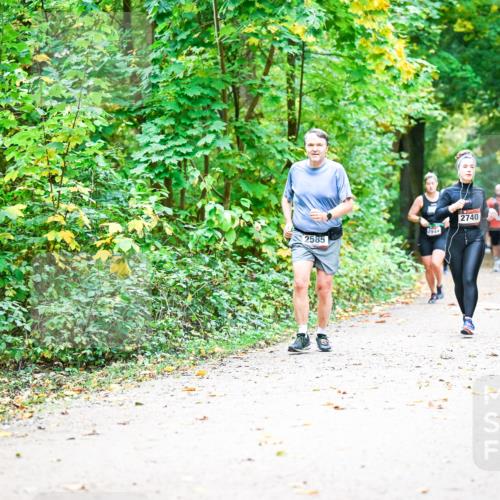 12.10.2025 - Bramfelder Halbmarathon 2025 Dr. Thomas Lammeyer http://msf.ph/oto/9343410 12.10.2025 09:58:22 Laufen 2585, 16, 2740 meine-sportfotos.de