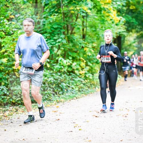 12.10.2025 - Bramfelder Halbmarathon 2025 Dr. Thomas Lammeyer http://msf.ph/oto/9343427 12.10.2025 09:58:24 Laufen 2585, 2740 meine-sportfotos.de