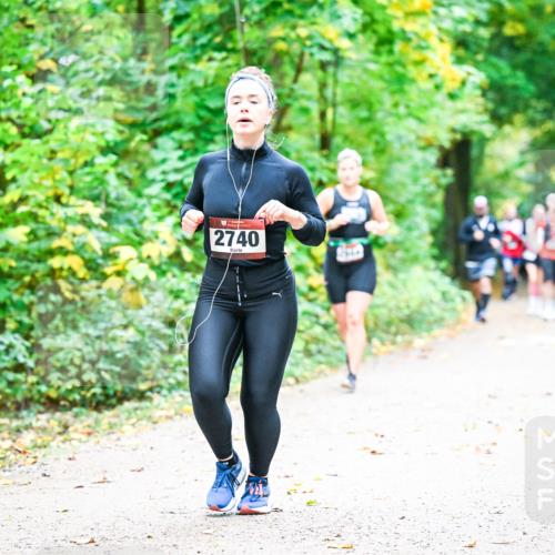 12.10.2025 - Bramfelder Halbmarathon 2025 Dr. Thomas Lammeyer http://msf.ph/oto/9343435 12.10.2025 09:58:26 Laufen 2740 meine-sportfotos.de