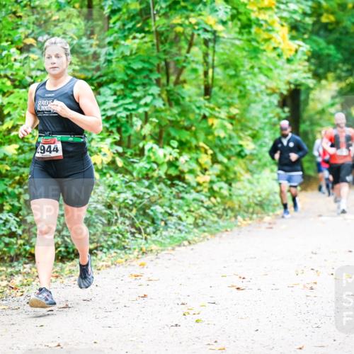 12.10.2025 - Bramfelder Halbmarathon 2025 Dr. Thomas Lammeyer http://msf.ph/oto/9343453 12.10.2025 09:58:28 Laufen 944 meine-sportfotos.de