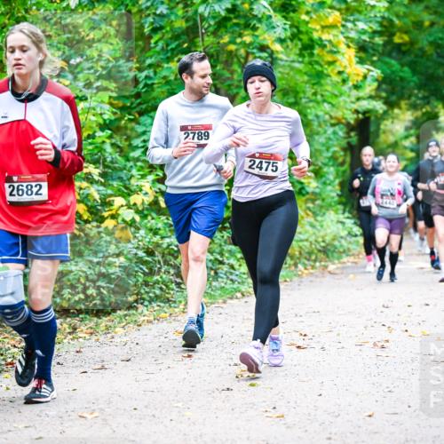 12.10.2025 - Bramfelder Halbmarathon 2025 Dr. Thomas Lammeyer http://msf.ph/oto/9343517 12.10.2025 09:58:41 Laufen 2682, 2789, 4, 2475, 2440 meine-sportfotos.de