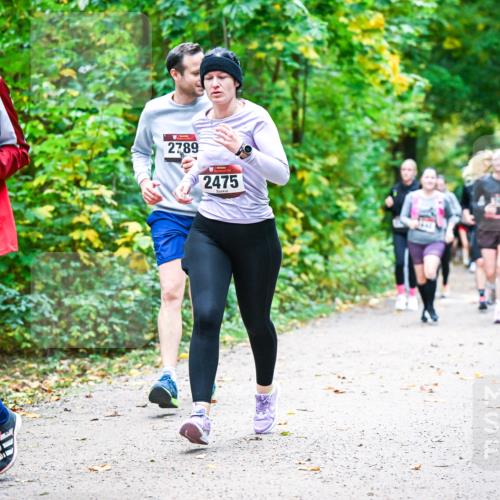 12.10.2025 - Bramfelder Halbmarathon 2025 Dr. Thomas Lammeyer http://msf.ph/oto/9343520 12.10.2025 09:58:41 Laufen 2682, 2789, 2475 meine-sportfotos.de
