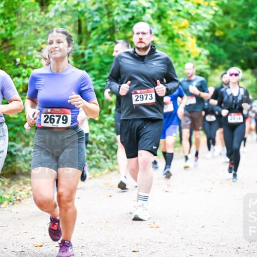 12.10.2025 - Bramfelder Halbmarathon 2025 Dr. Thomas Lammeyer http://msf.ph/oto/9343561 12.10.2025 09:58:48 Laufen 78, 34, 2679, 2973, 2016 meine-sportfotos.de