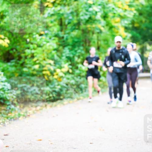 12.10.2025 - Bramfelder Halbmarathon 2025 Dr. Thomas Lammeyer http://msf.ph/oto/9343603 12.10.2025 09:58:56 Laufen  meine-sportfotos.de