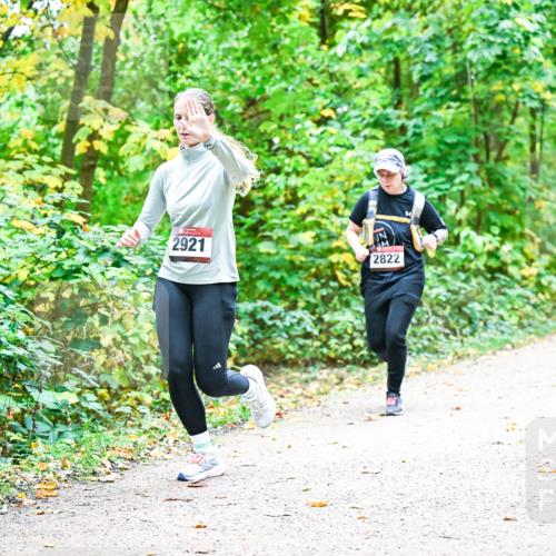 12.10.2025 - Bramfelder Halbmarathon 2025 Dr. Thomas Lammeyer http://msf.ph/oto/9343638 12.10.2025 09:59:03 Laufen 2921, 2822 meine-sportfotos.de