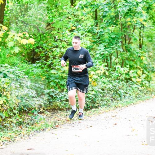 12.10.2025 - Bramfelder Halbmarathon 2025 Dr. Thomas Lammeyer http://msf.ph/oto/9343647 12.10.2025 09:59:11 Laufen 2861 meine-sportfotos.de