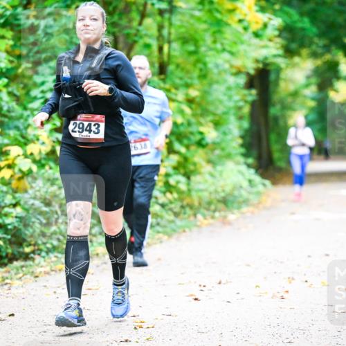 12.10.2025 - Bramfelder Halbmarathon 2025 Dr. Thomas Lammeyer http://msf.ph/oto/9343729 12.10.2025 09:59:36 Laufen 2943, 2638 meine-sportfotos.de
